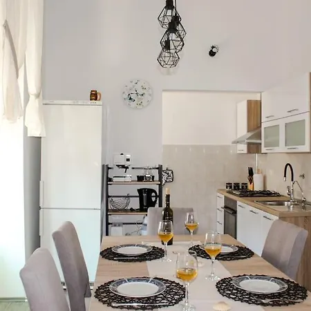 Apartment Kazun *