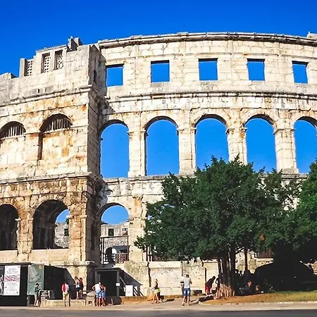 Kazun Apartament Pula